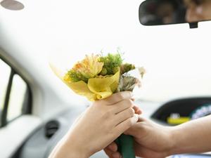 販売店とコバックではどちらがいいの